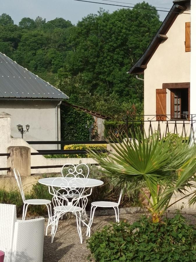 Hotel L' Auberge Campagnarde, Lourdes Poueyferré Exterior foto